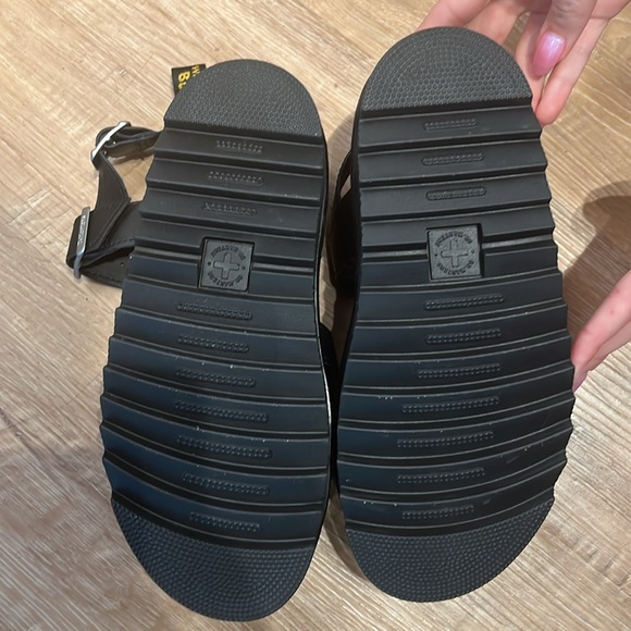 Women’s Size 6 Dr.Martens Black Sandals - Picture 5 of 9